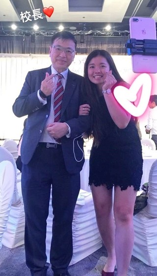 想到要離開生活了6年的慕光家人